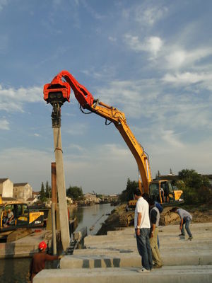 質  TYSIM VS400 Excavator Hammer Mounted Pile Driver / Pile Driving Hammer 2.15t 工場