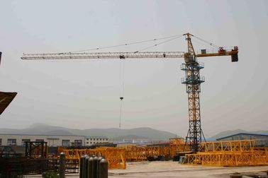 建築敷地/建築現場は 140m の 6ton タワー クレーンの持ち上がる容量と力 32.8 kW の合計伸ばします