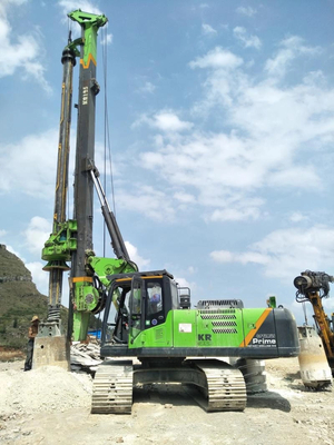 ダイヤモンドのコア試すいを積むKR125はBorewell回転式機械携帯用井戸を装備する