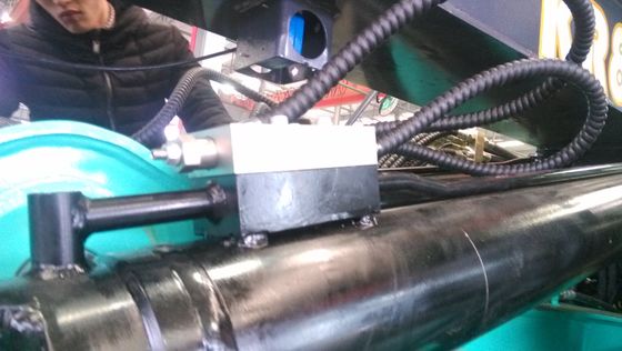 150 KN.m 最大トルクの強力な杭打機、94.3トンの容量、50,000 kgの重量