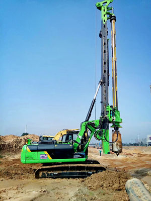 KR150Cの52mの深さ1500mmの直径によって退屈させる杭打ち機械のための油圧抗打ち工事の装備は150 kN.mにトルクを与える
