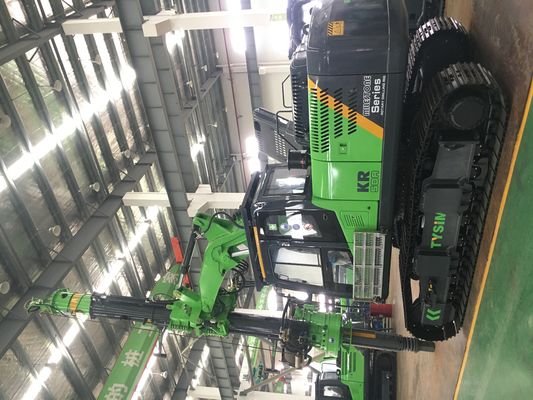 最大杭深20mm、油圧25-35 MPa、杭径300～1050 mmの油圧杭打機