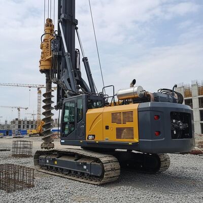 KR300C回転式掘削リグ 54m掘削深さ 320kN.mトルクと2500mm掘削直径